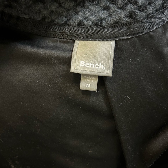 JACKET | Women’s Bench wool jacket size medium - Picture 6 of 6